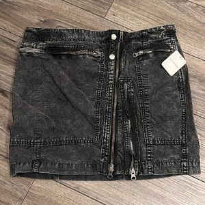 Free People Black Zipper Denim Skirt Size 4